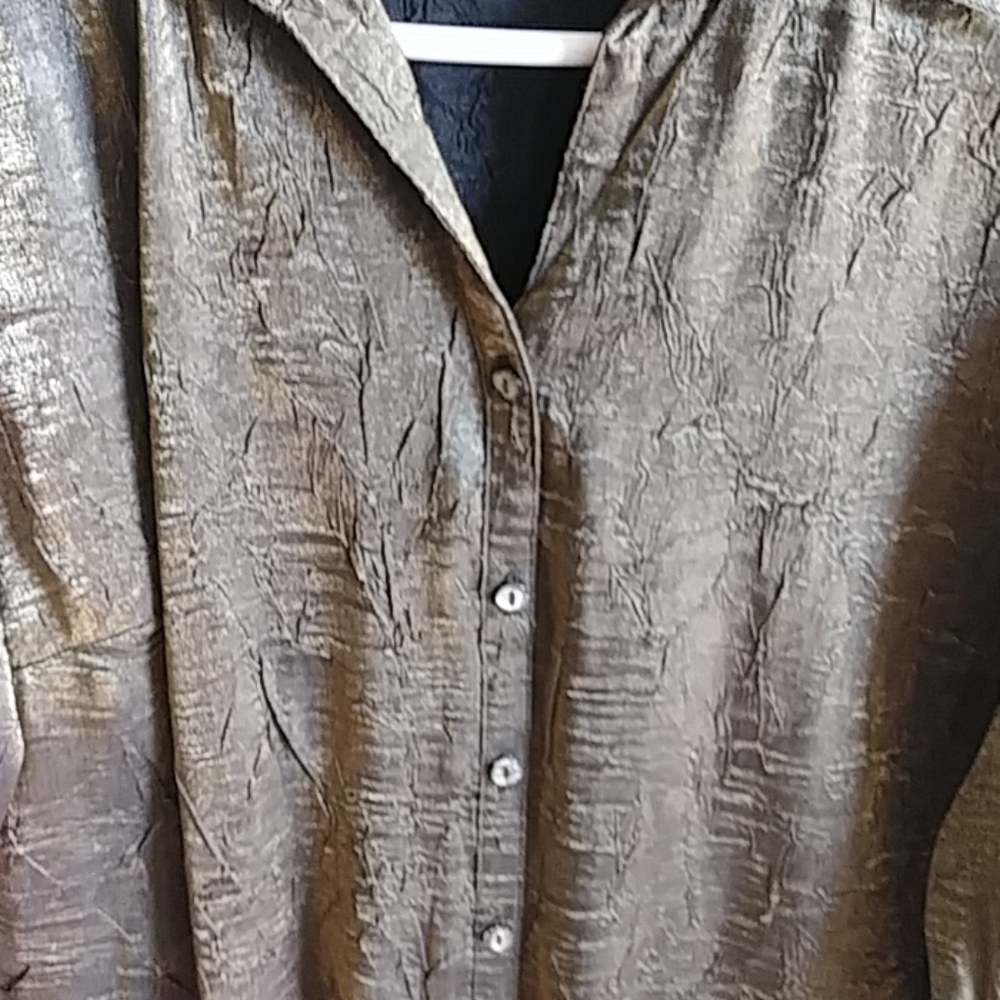 Shirt - Picture 3 of 5